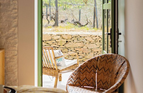 Armamar Cottage | Quinta do Cedro Verde (pintahouse.com)