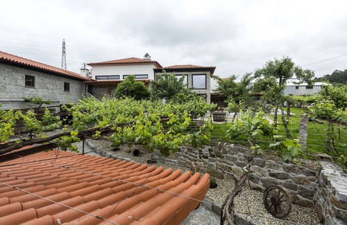 Medelo House | QUINTA DO RIO - Room (C) -Hotel rural - Restaurant- Small. lunch included
