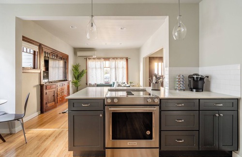 Kerns House | Quintessential 2BR Craftsman