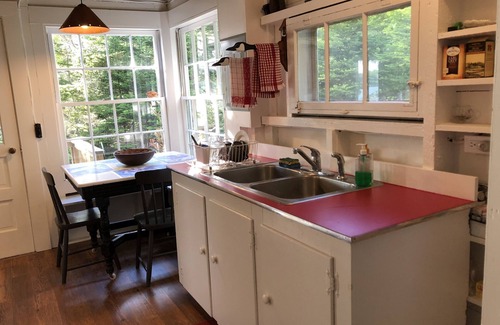 Bernard Cottage | Quintessential Maine Seaside Cottage on MDI near Acadia National Park