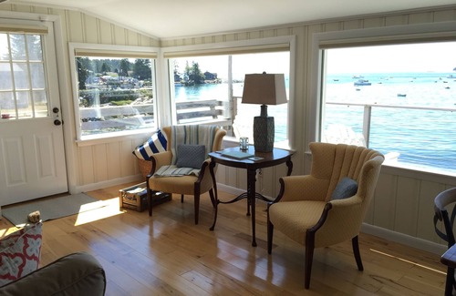 Spruce Head House | Quintessential Waterfront Maine Cottage