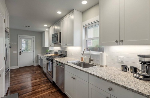 Barton Heights House | Quintessential Zilker Bungalow