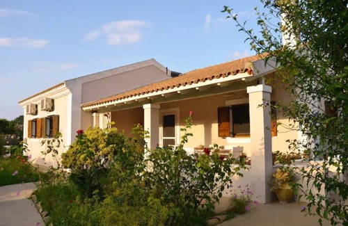 Peroulades House | QUITE FAMILY HOME NEAR LOGAS AMA 00002558284