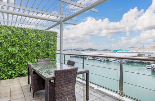 Auckland Central Business District Apartment | QV Water Front Stylish Apt with Aircon - 1048
