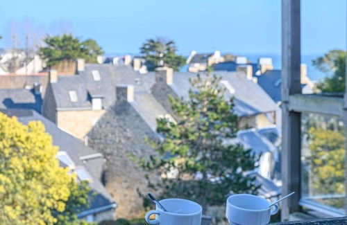 Carnac Apartment | Résidence Bleue Océane by Interhome