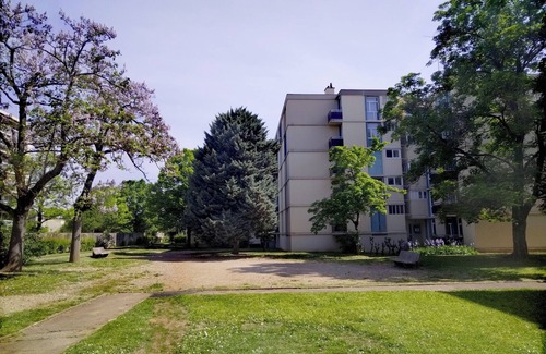 Santy - La Plaine Apartment | Résidence du Parc des Tilleuls de LYON (4 bdrms, 82m²,free pkg, EUREXPO)