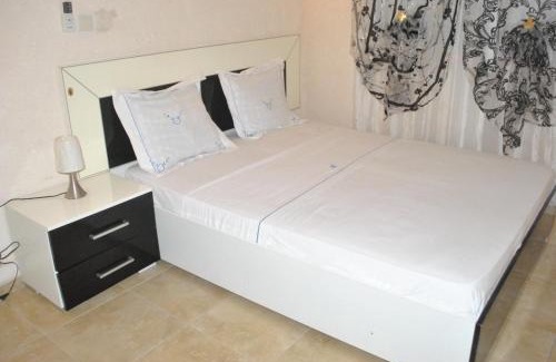 Douala Apartment | Résidence Hotelière Borel Denver