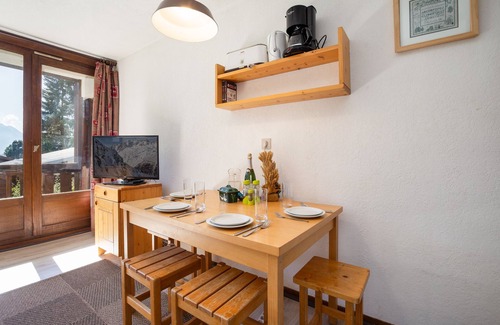 Chamonix-Mont-Blanc Apartment | Résidence La Verte 12 ski in/ski out, Argentière (Chamonix), France