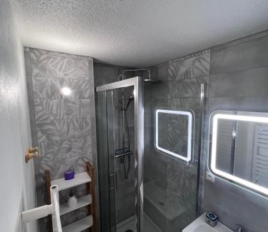 Laveissiere Apartment | Résidence les Cristallines