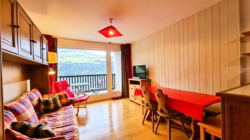 Flaine Apartment | Résidence Les Pleiades - Appartement confortable · Centre station · Balcon MAE-7365