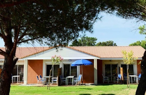 Salleles-d'Aude Apartment | Résidence Odalys Côté Canal - 2 Room Cabin 6 People