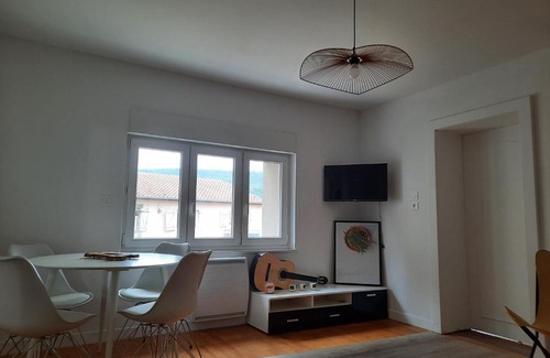 Ancy-Dornot Apartment | Résidence Romarin