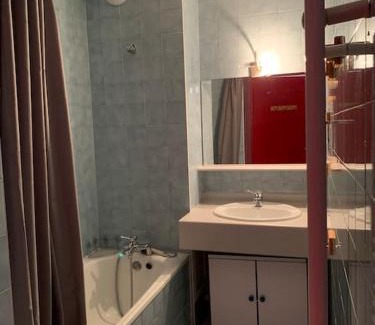 La Perriere Apartment | Résidence Saboia A23 Clés Blanches Courchevel