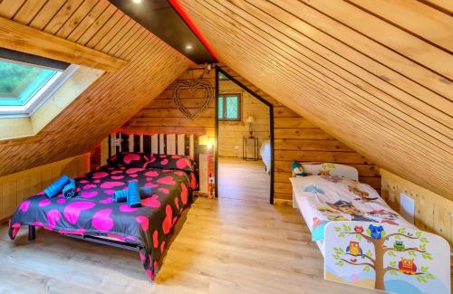Floyon House | Rêves au Chalet - Maisonnette avec jacuzzi