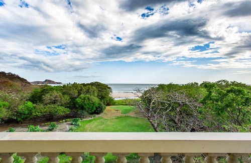 Playa Colorado Condo | Río Dulce V-16: Oceanview Penthouse