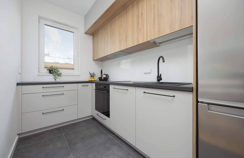 Wlochy Apartment | Równoległa 16A | Warsaw | Air Conditioned Apartment | Parking | Balcony | Bathtu