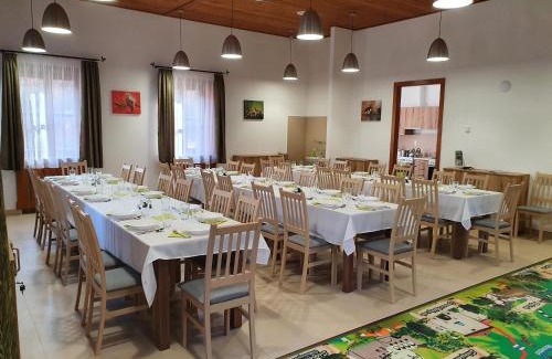 Regec Apartment | RÖNK - Rostallói Turistaház és Látogatóközpont
