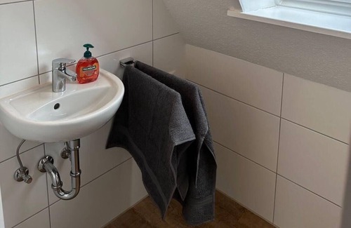 Emden House | Rückzugsort in Wassernähe auf 100qm mit 4 Zimmern & Highspeed-internet