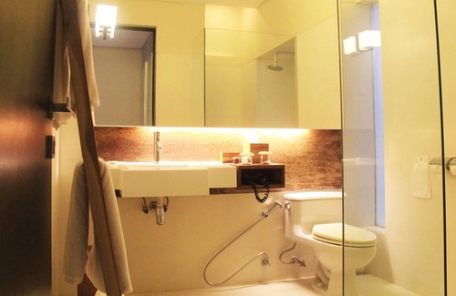 Batam Villa | R 1021 Tirta Premier Beachfront
