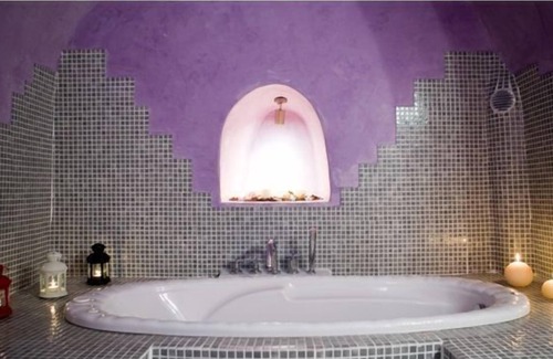 Firostefani Villa | R 1160 Hydrus Villa (Maisonette Style) With Break Fast, External Jacuzzi & Lounge