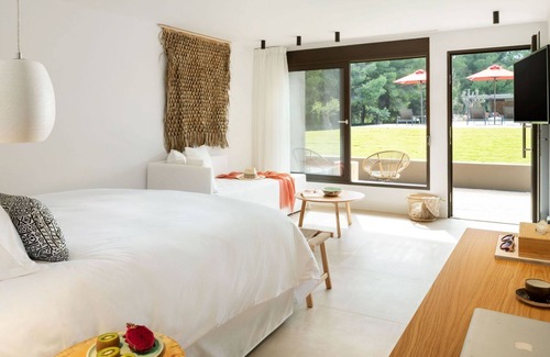Chalkidona Villa | R 1320 Villa with Two Bedrooms and Private Pool