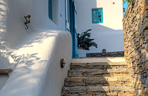 Vivlos Villa | R 1342 One Bedroom Villa with Sea View | Dafni | V2A
