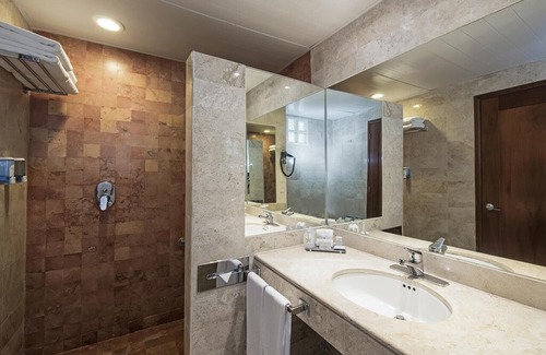 Villa Juarez Hotel | R 1701 Iberostar Paraiso del Mar