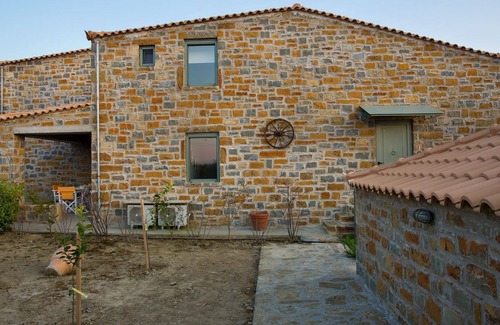 Pylos-Nestoras Villa | R 331 Spacious Garden and Sea View Villa Air Con