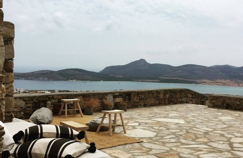 Antiparos Apartment | R 450 Classic 2 bedroom Apartment with Sea View