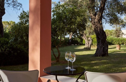 Messonghi Apartment | R 989 Eustacio Apartment with Garden View, Volleyball & Golf - full board