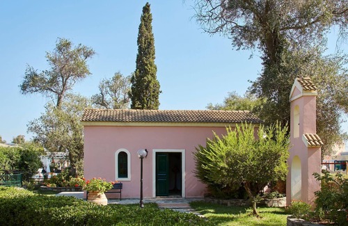 Messonghi Apartment | R 989 Eustacio Apartment with Garden View, Volleyball & Golf - full board