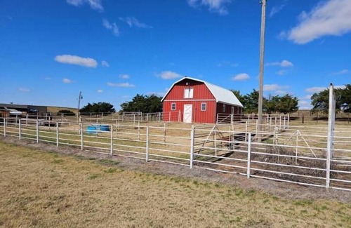 Freedom House | R & R Bunkhouse