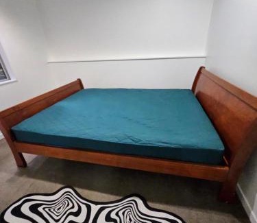 Flat Bush Apartment | R&R Retreat
