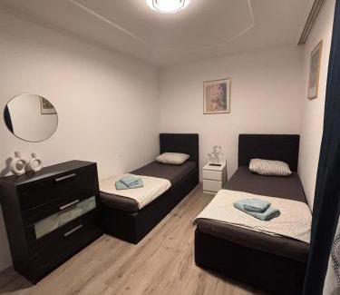 Eggenberg Apartment | R&S Apartment