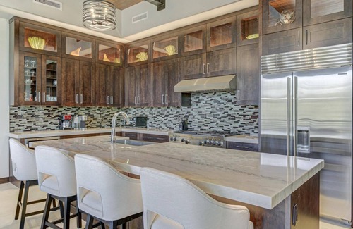 Payson Villa | R006B Villa 606 S. Valhalla
