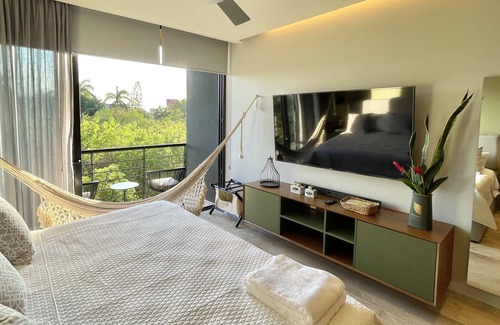 Montecarlo Apartment | R27A Makou Apartments Stylish Stay in Merida (Child and Pet Friendly)