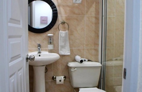 Samana Hotel | R3-COZY 1 BED HOTEL ROOM IN SAMANA WITH POOL