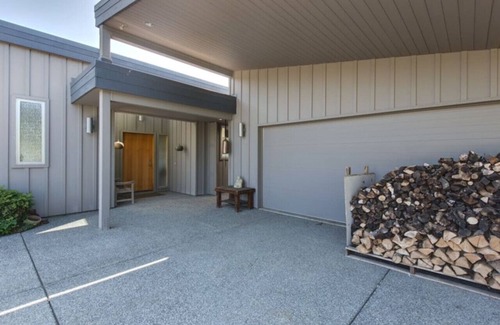 Sequim Apartment | Rabbit`s Garden - Tranquil setting with amazing views of the Olympic Mtns & surrounding gardens
