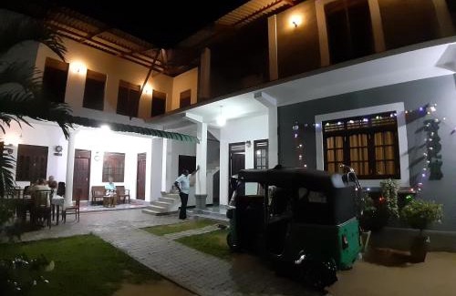 Polonnaruwa House | Radha Tourist Home