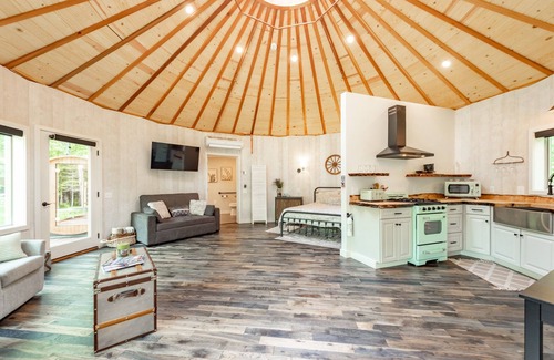 Thayerville Cabin | Radiant Floors, Sauna & Forest Views