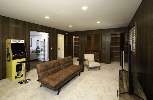 Monterey Apartment | Radiant Monterey Escape 4bed/3bath