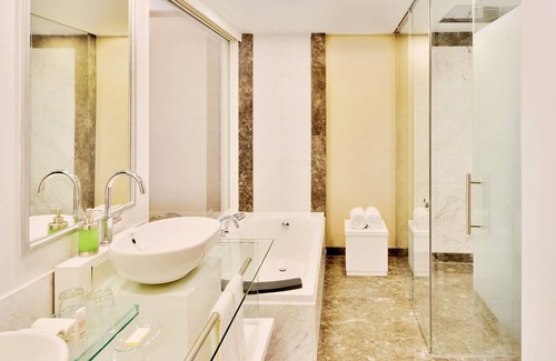 Agara Hotel | Radisson Blu Bengaluru Outer Ring Road