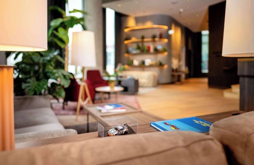 Feuerbach-Ost Hotel | Radisson Blu Hotel At Porsche Design Tower Stuttgart