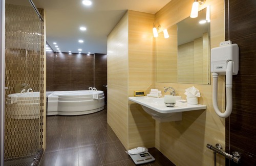 Arabkir Hotel | Radisson Blu Hotel, Yerevan