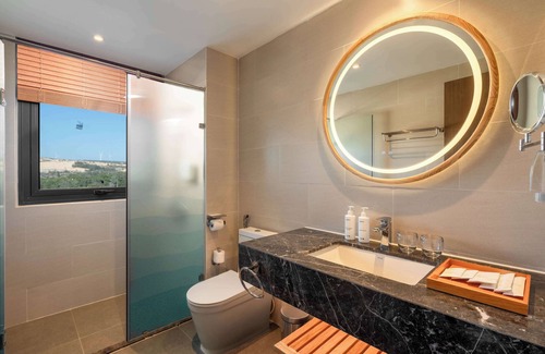 Suoi Nuoc Beach Hotel | Radisson Resort Mui Ne