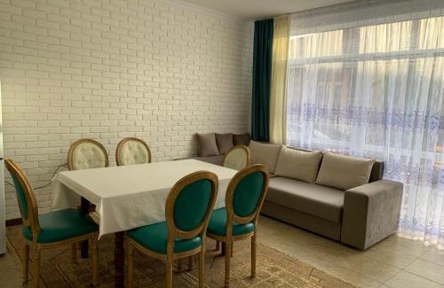 Issyk-Kul Region House | Raduga West коттедж