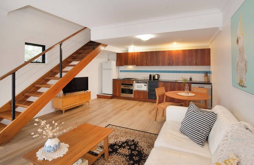 Wilyabrup House | Raffaele's Studio - Margaret River