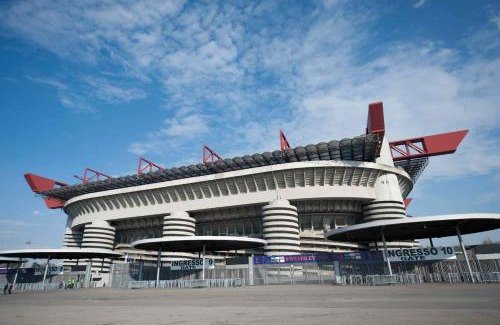 Milan Apartment | RAFQA Suites SAN SIRO'S VIEW lotto CITY LIFE de angeli FIERA with garden