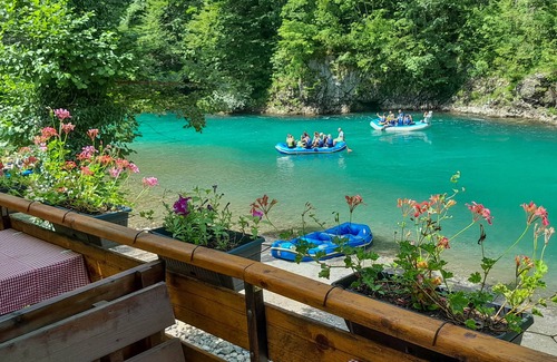 Mestrevac Cabin | Rafting Camp Encijan
