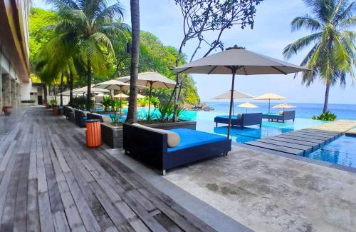 Senggigi Apartment | Ragnala 1 BR King Sea View ZN261